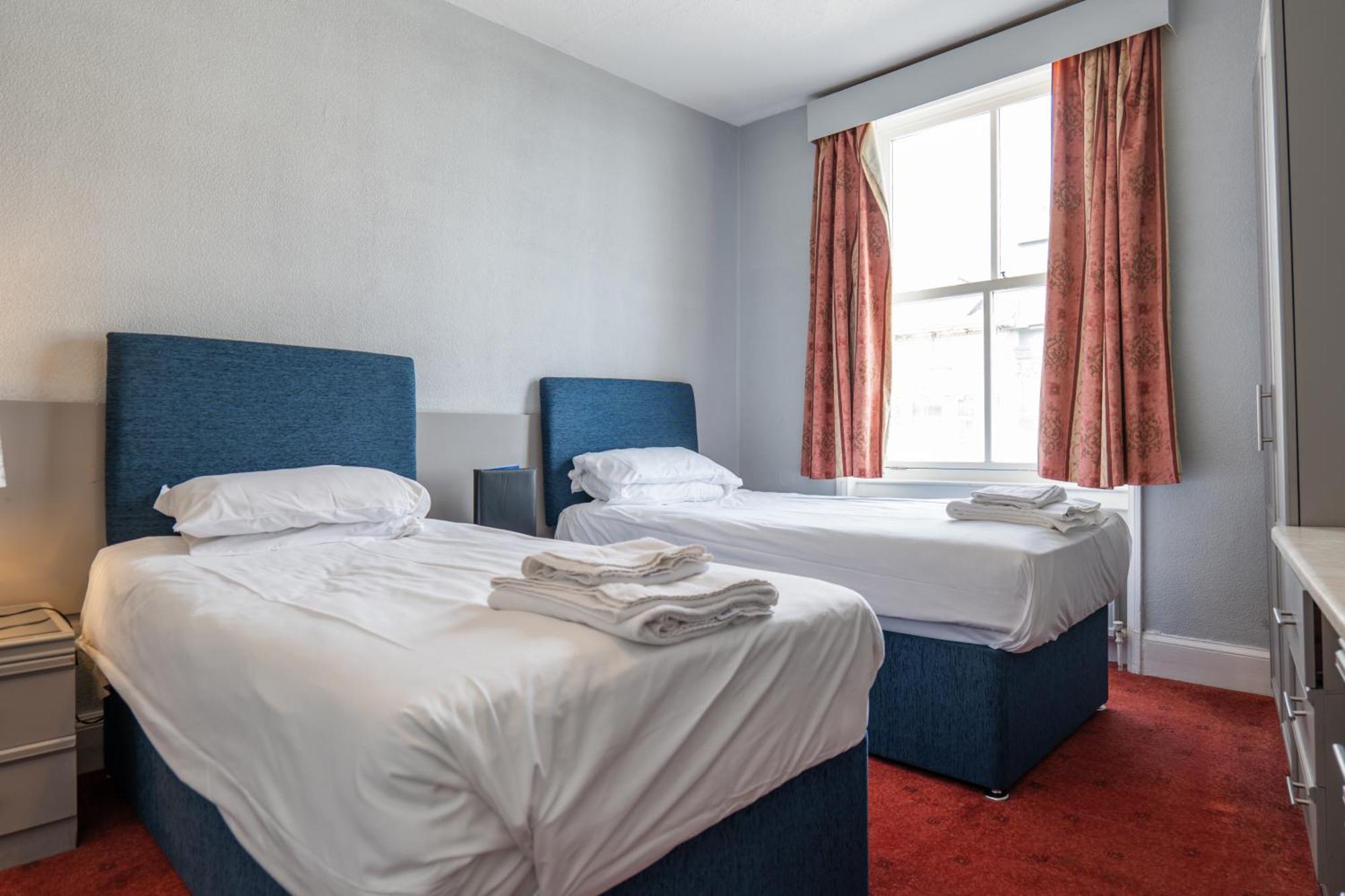 Delmont Hotel Scarborough Extérieur photo